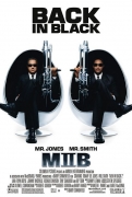 Vyrai juodais drabužiais 2 (Men in Black II)